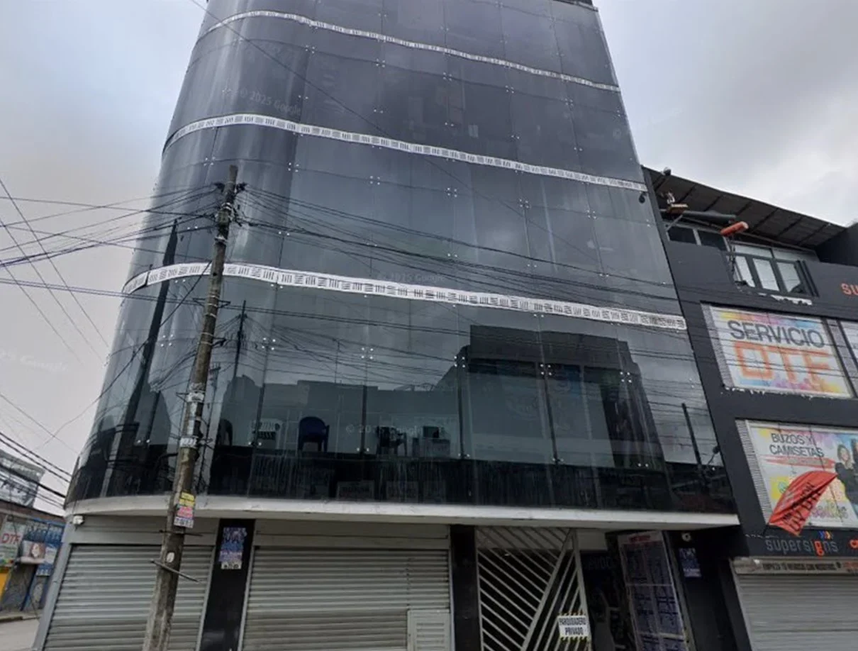 Edificio Visual Factory, oficina de Marketing CPE en el barrio Ricaurte, Bogotá